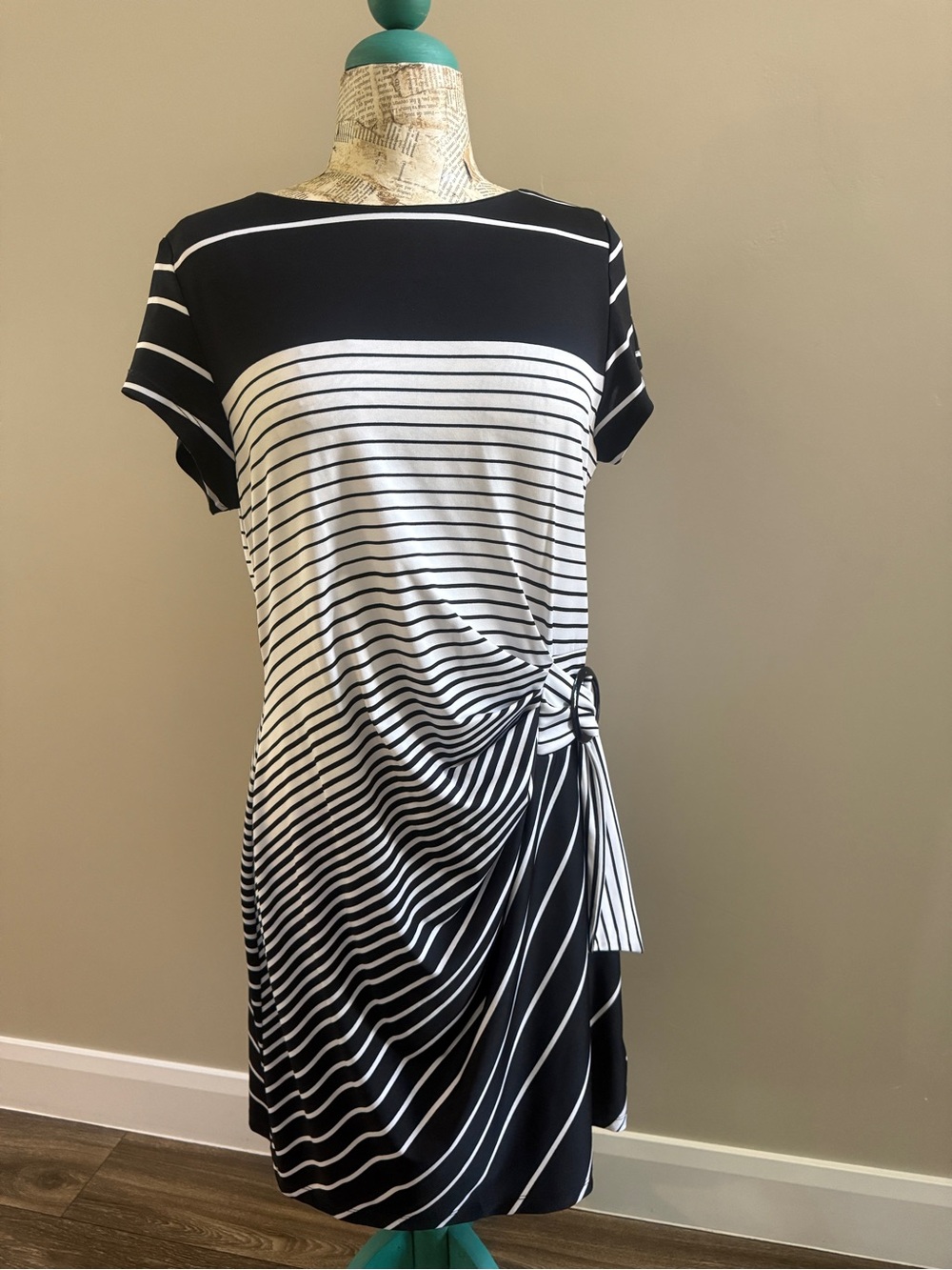 Black & White Striped Knot-Detail Dress